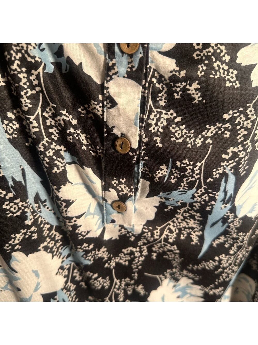Floral Sleeveless Top - Picture 2 of 4